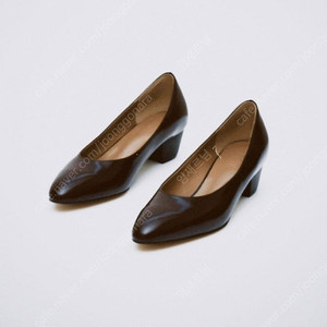 레디투웨어 알투더블유 R2W Duna leather Pumps 두나 가죽 펌프스 240 브라운 새상품 가격인하