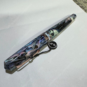 레오나르도 모멘토제로 그란데 달리아 에블린 M닙 만년필