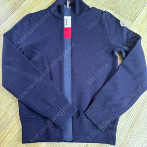 몽클 가디건 12y(150) 판매합니다.