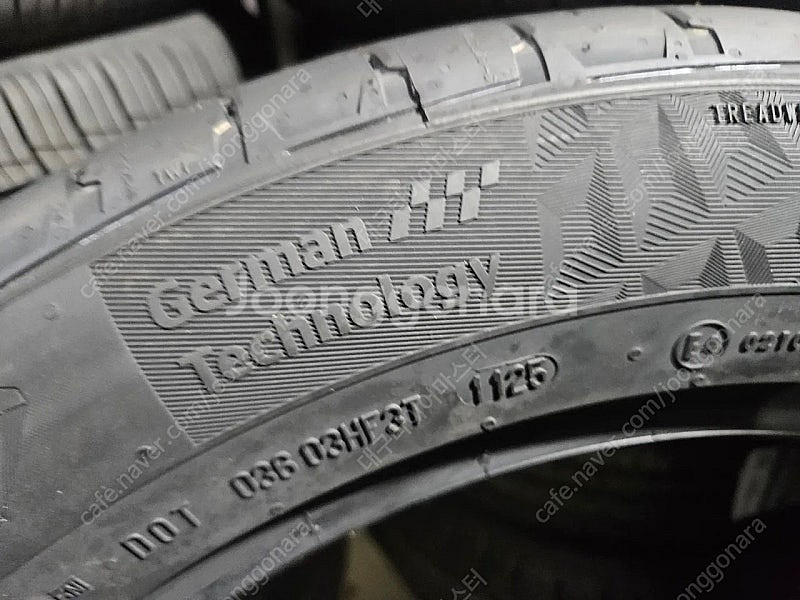 콘티넨탈타이어 UC6 SUV 235 55 19 한대분--3