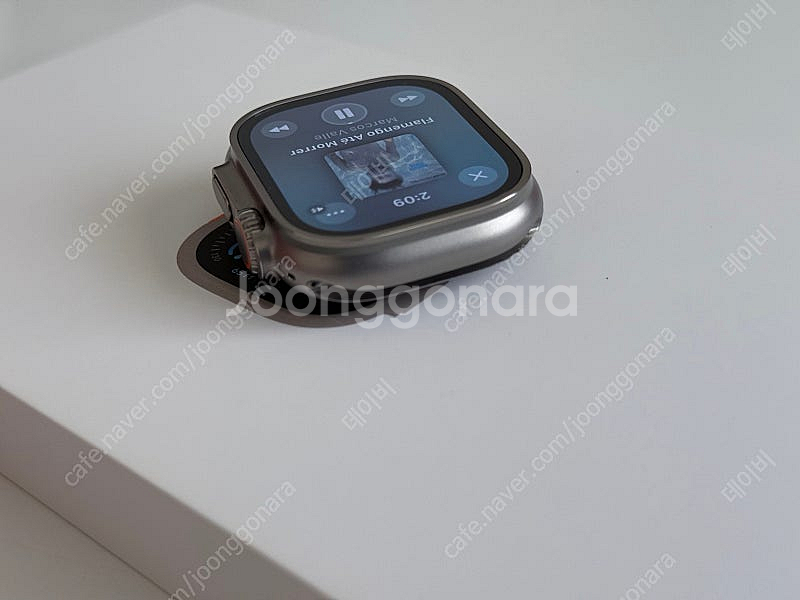 애플워치 울트라2 49mm 티타늄 SS급 풀박스 + 케...--7