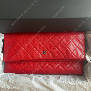 샤넬 캐비어 플립 폴딩 클러치 정품