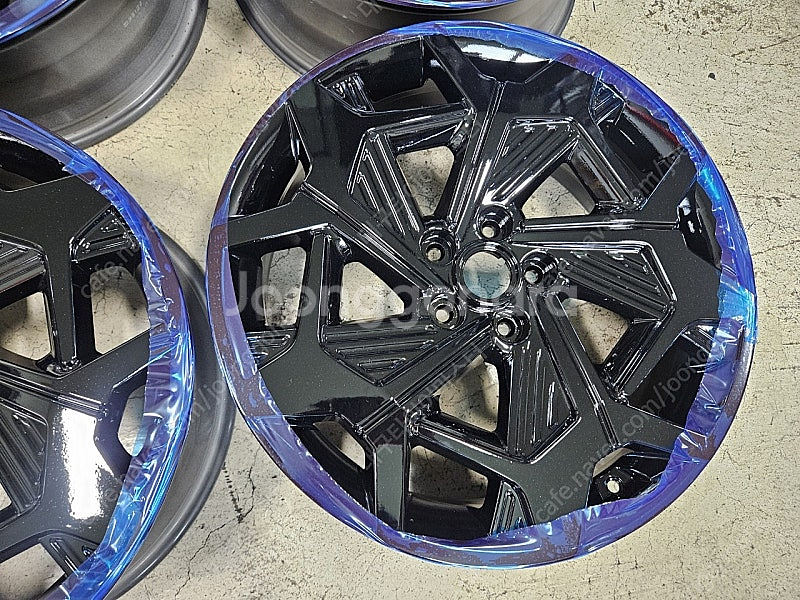 팰리세이드 캘리그라피 20인치 블랙재도장휠--2