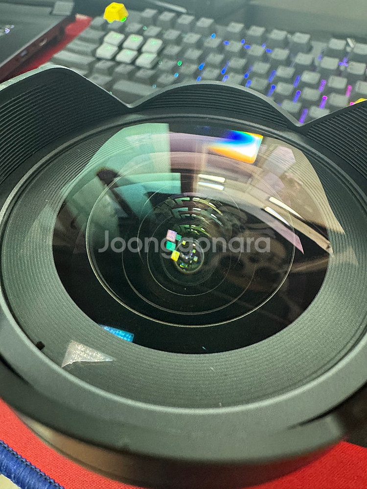 삼양 AF 14mm F2.8 FE 팝니다.--1