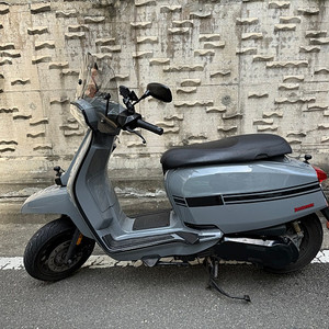 람브레타 v125 그레이 22년식 8900km 판매합니다