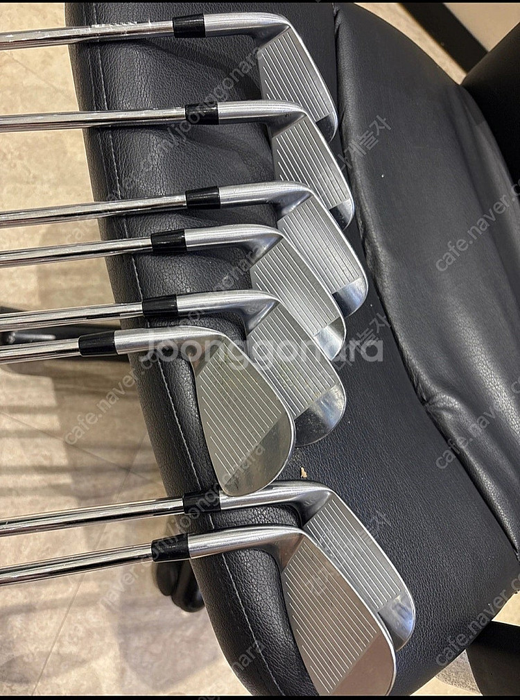 브리지스톤 V300 8세대 8 아이언팔아요--3