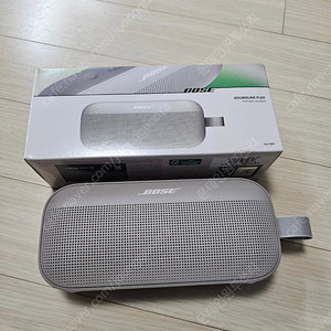 보스 사운드링크 플렉스 포터블 스피커 2세대 샌드스톤 색상팝니다.