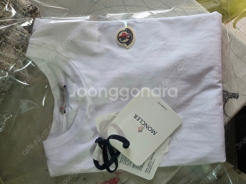 몽클레어키즈 8y 반팔 화이트 티셔츠 130cm--3