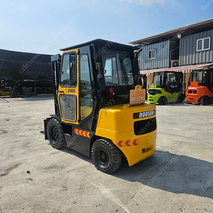 : 두산 D30S-3 중고지게차