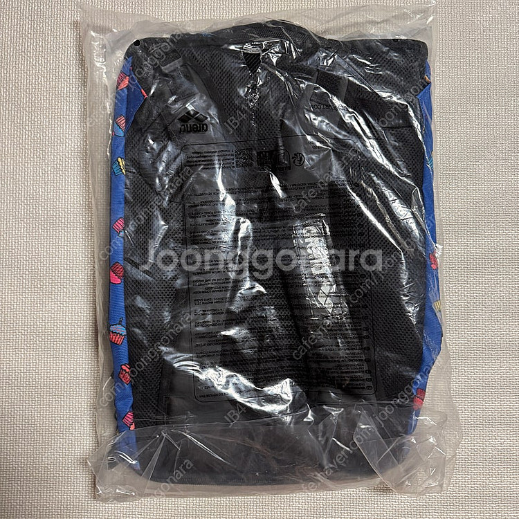 아레나 백팩 45L 컵케이크--2