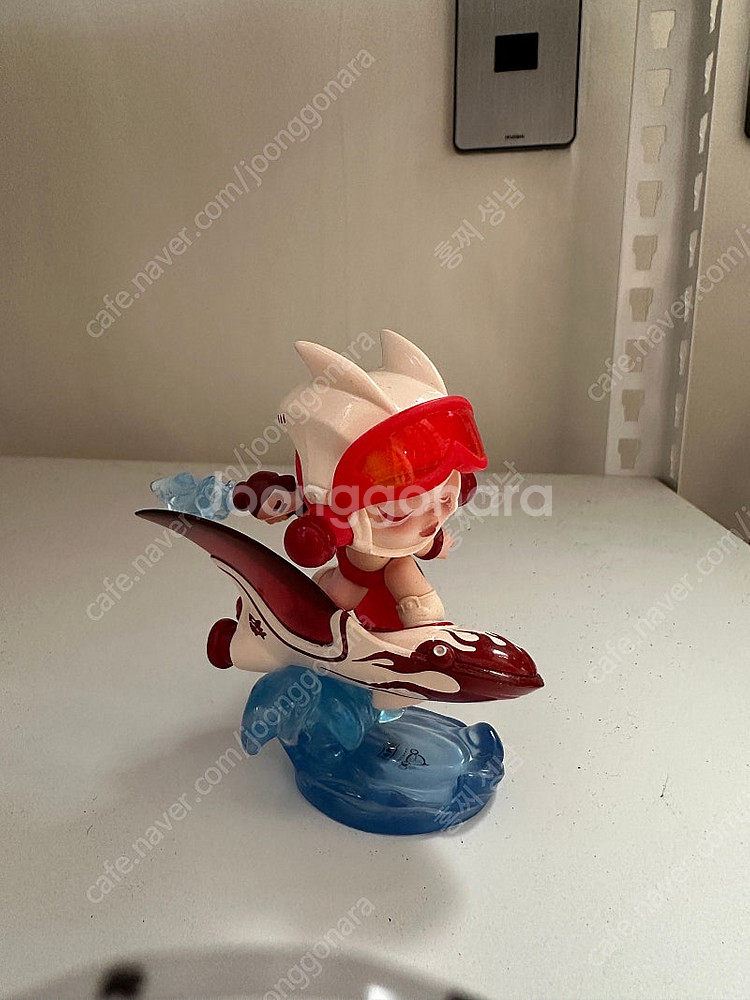 스컬판다 워터파티 피규어--1