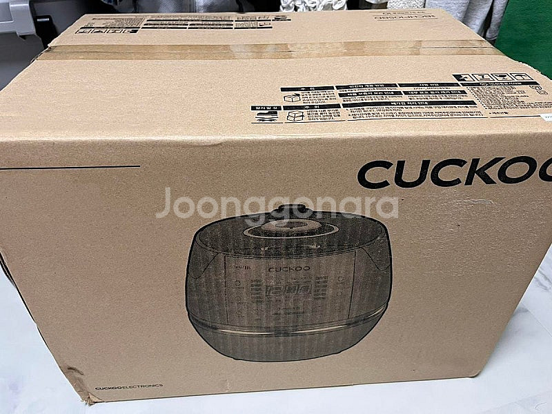 쿠쿠 압력밥솥 전기밥솥 6인용 올블랙스톤 전기압력밥솥 어제받았어요 반품안되서 팔아요--1