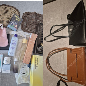 단돈29000원 화장품 7개+덤7개+숄더백2개+디올파우치 포함 20만원상당 스킨 토너 크림 미백 비타민 앰플