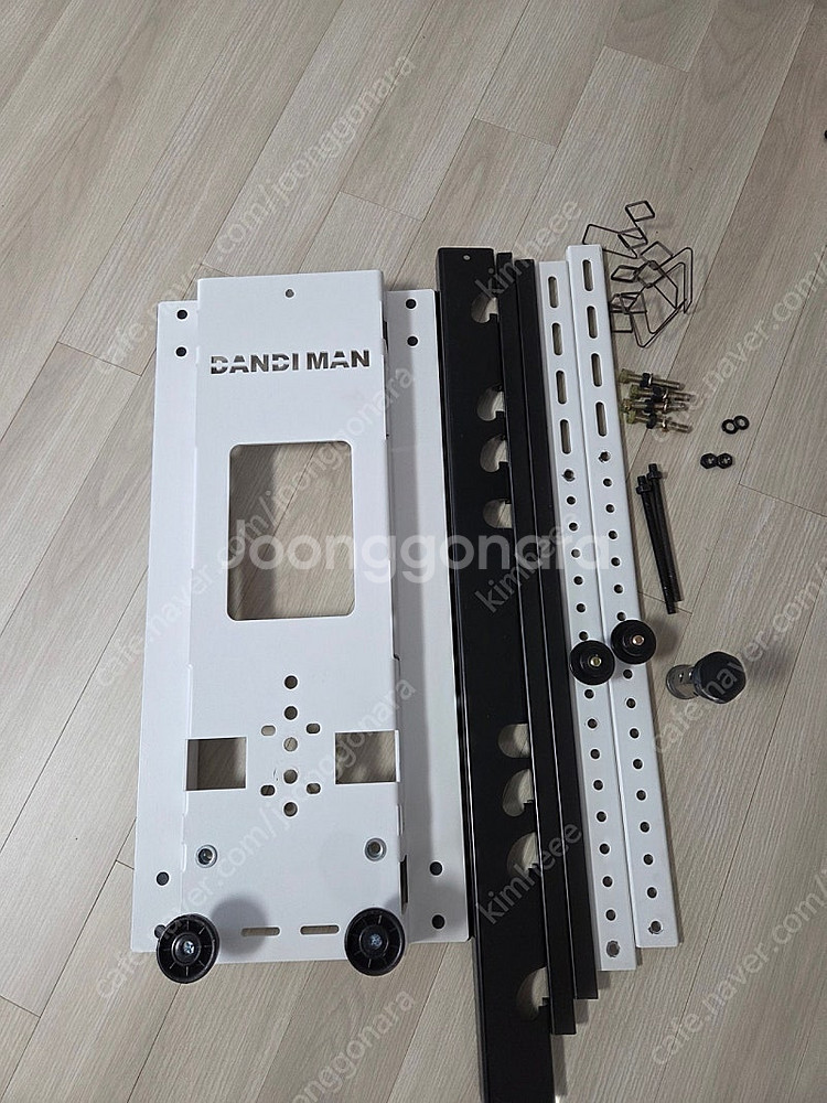 티비 TV 무타공 벽걸이 거치대 (단디맨)--0