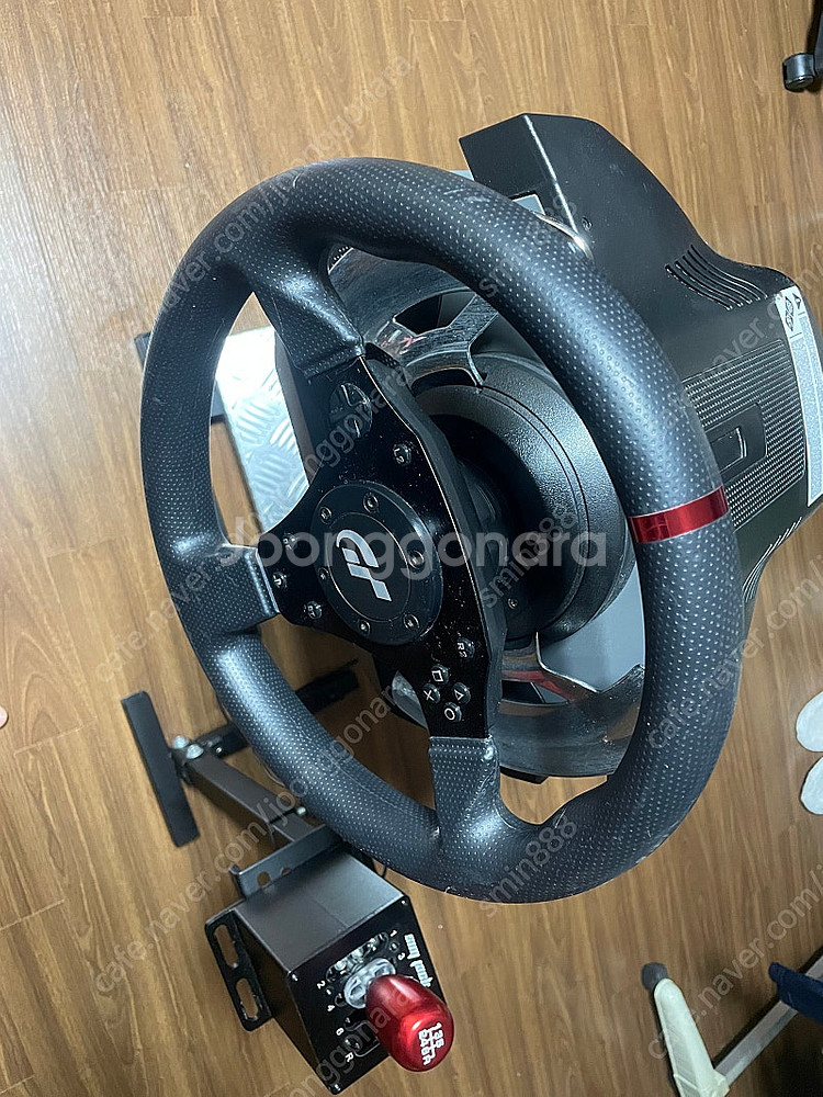 트러스트 마스터 t500 팝니다.--4