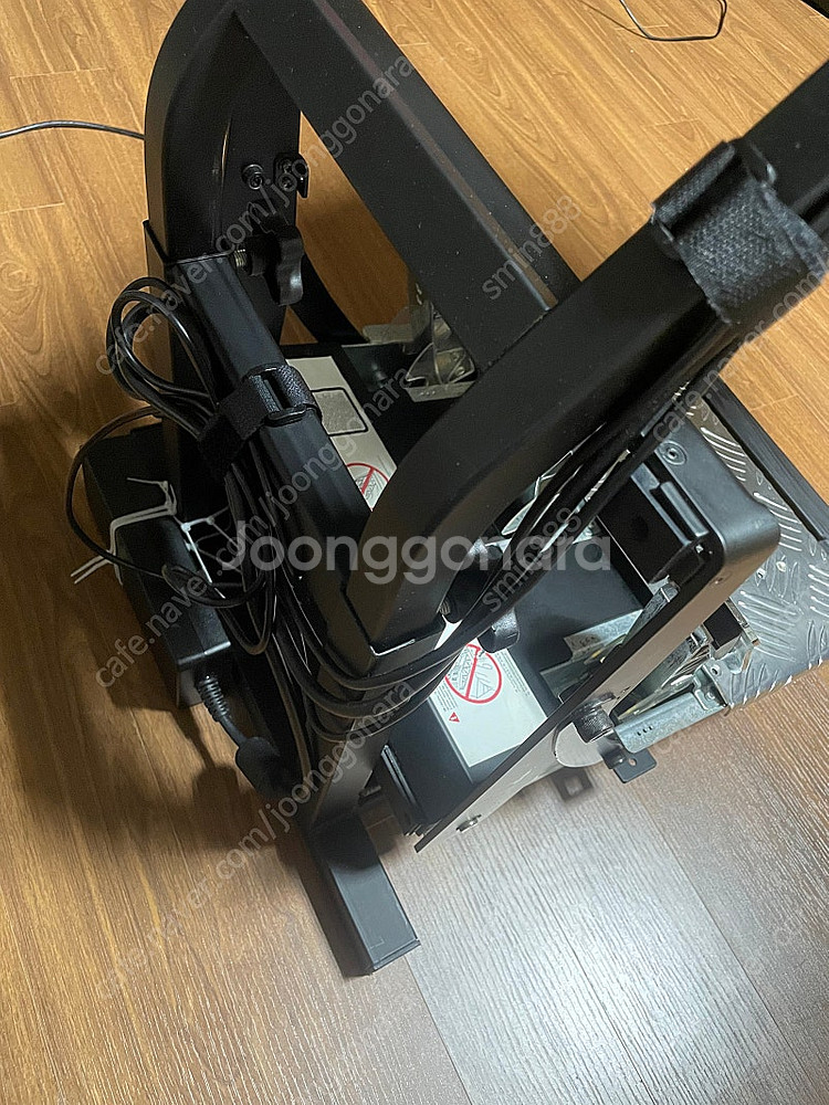 트러스트 마스터 t500 팝니다.--8