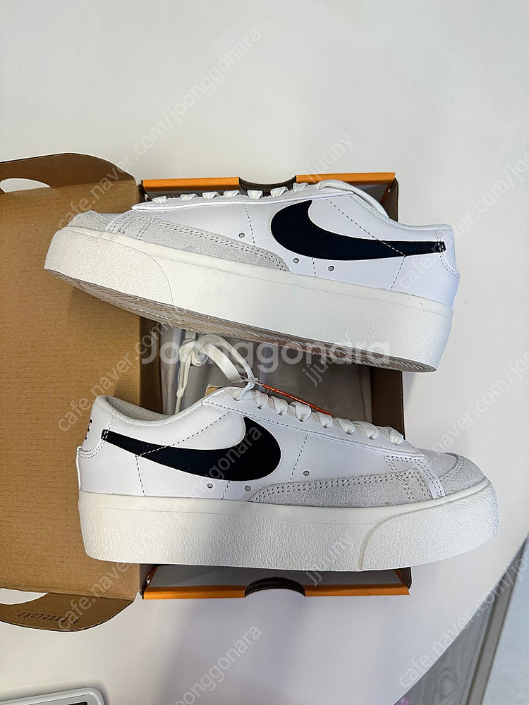 나이키 운동화 230사이즈--0