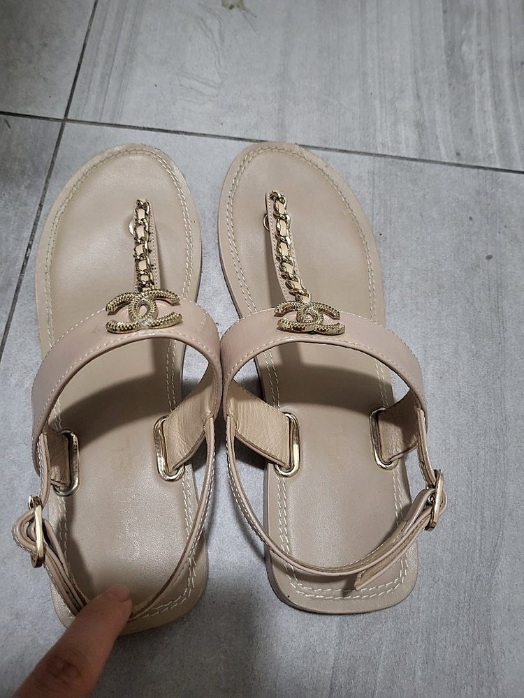 샤넬샌들 250 이미지