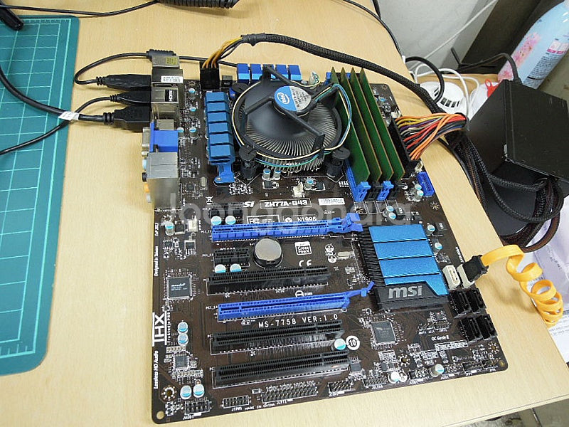 MSI ZH77A-G43 + i5 3550 + DDR3...--1