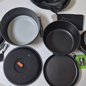 GSI 아웃도어 코펠 미디움 + (바람막이, 미니스토브, 티타늄미니냄비, 아웃도어국자, 뒤집개) [GSI OUTDOORS] BUGABOO BASE CAMPER-Medium