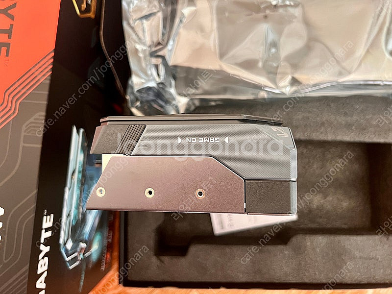 기가바이트 9070 xt 게이밍오씨 16gb 팝니다.--5