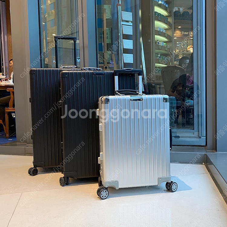 리모와 클래식 21/26/30인치 캐리어--2
