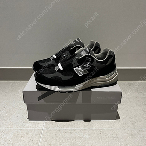 (새상품)뉴발란스 992 블랙 270사이즈