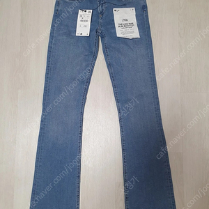 자라 슬림부츠컷 청바지 s사쥬