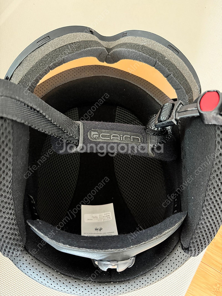 케언 스키 헬멧 판매합니다.--7