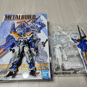 메탈빌드 아스트레이 블루프레임 세컨드 리바이스 스탠드 황변제품 판매