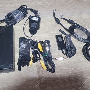 파나소닉 비디오카메라 배터리아답터, 라이트, 리모컨 케이블 등등 일괄