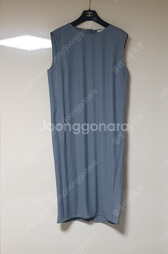 한섬 더캐시미어 the CASHMERE 19 글리터 슬리브리스 원피스 (55)--0