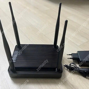 아이피타임 a3004ns-m 기가와이파이 공유기 팝니다