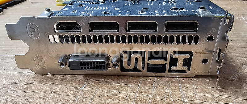 HIS RX570 8G--2