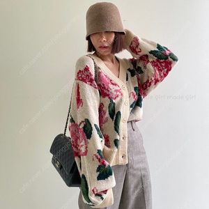 타라바이모션 가디건,비뮤즈 블라우스,아티드X기은세 블라우스,컴히얼 케이블니트,토리버치 스커트,자라 셔츠원피스,잇미샤 원피스,셀프포트레이트 레이스스커트,모조에스핀 원피스,지컷 블라우