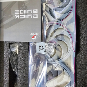 컬러풀 RTX5080 울트라 화이트 팝니다