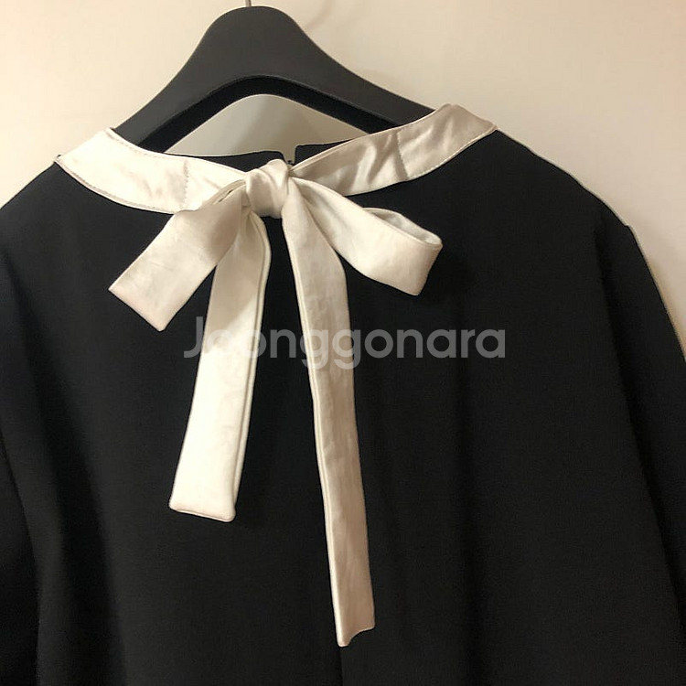 헤브 럭셔리 새틴 뒷리본 플리츠 하객룩 롱 원피스 하객룩 출근룩 결혼식 HAVE--4