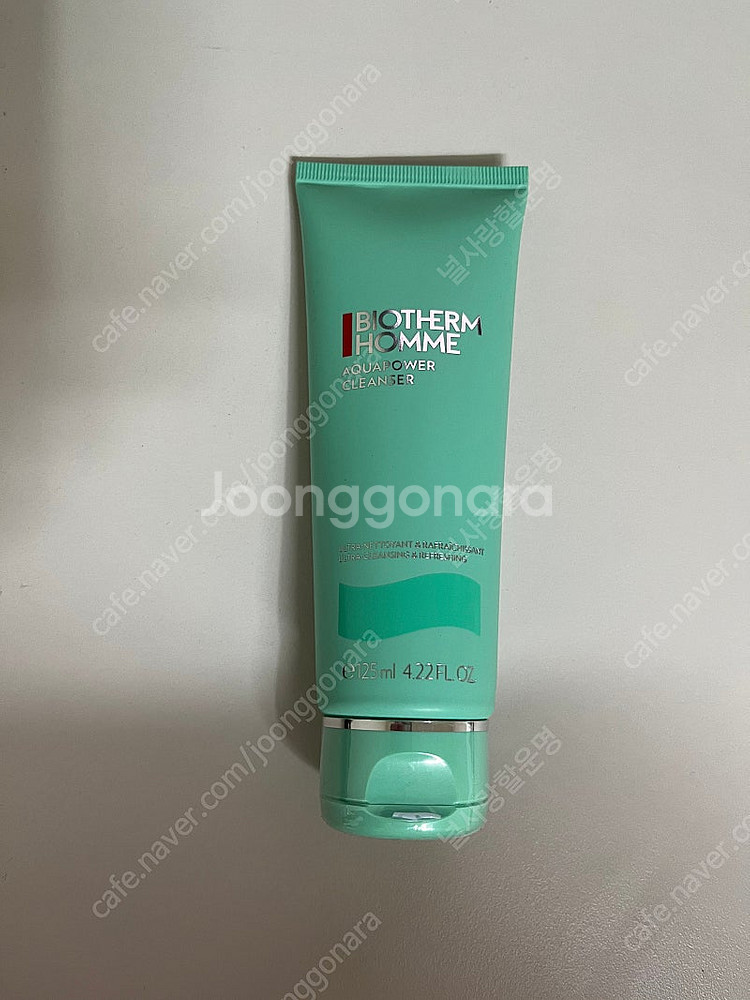 비오템 옴므 아쿠아파워 클렌저 팝니다. 미개봉 폼클렌징--0