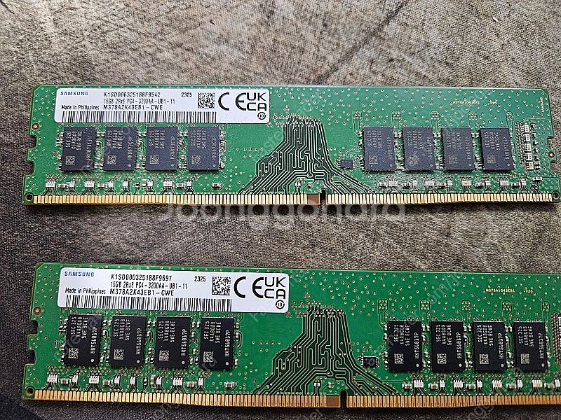 삼성 DDR4 16gb x2 입니다.--0