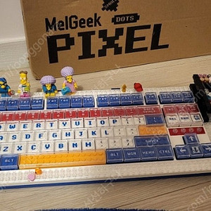 멜긱 픽셀 레고 키보드 (MelGeek pixel keyborad) 삽니다.