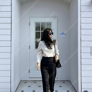 코스모폴리탄줄라이 카프리팬츠 블랙 1사이즈