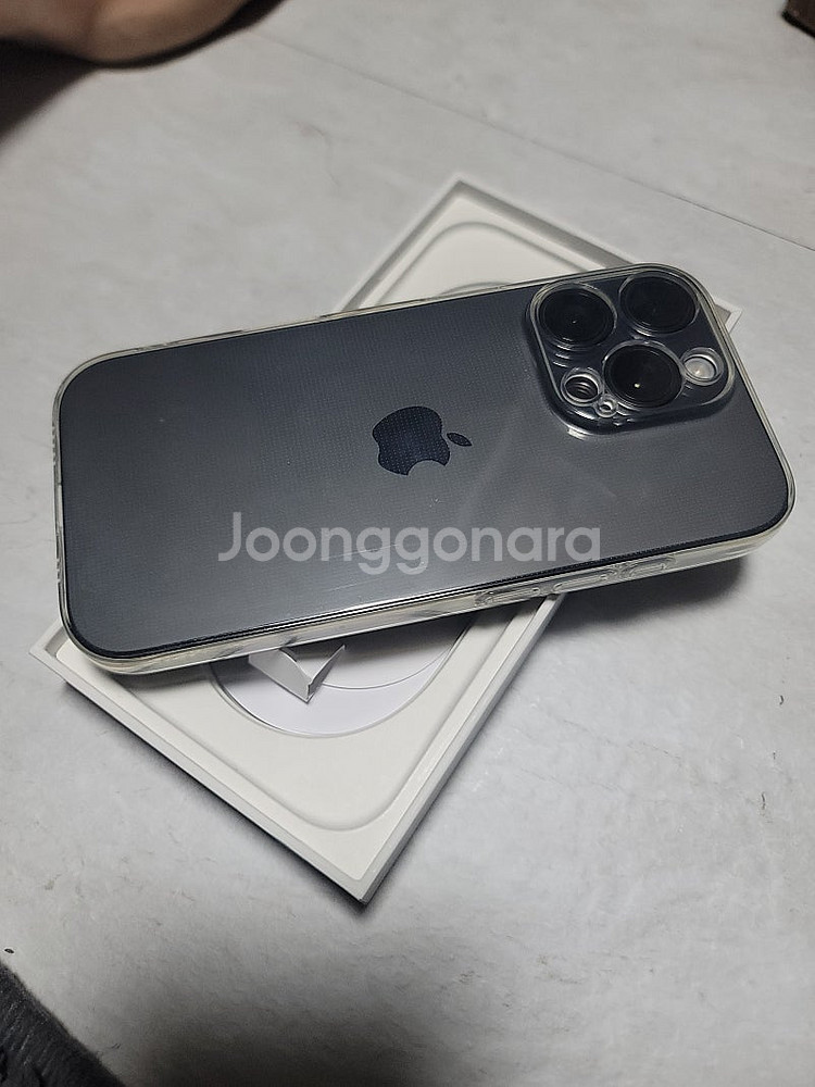 아이폰 16 pro 1테라 판매합니다. 액정 투명 케이...--4