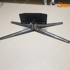 삼성TV 스텐드(받침대) (중고) 모델명 QBN96-16721F