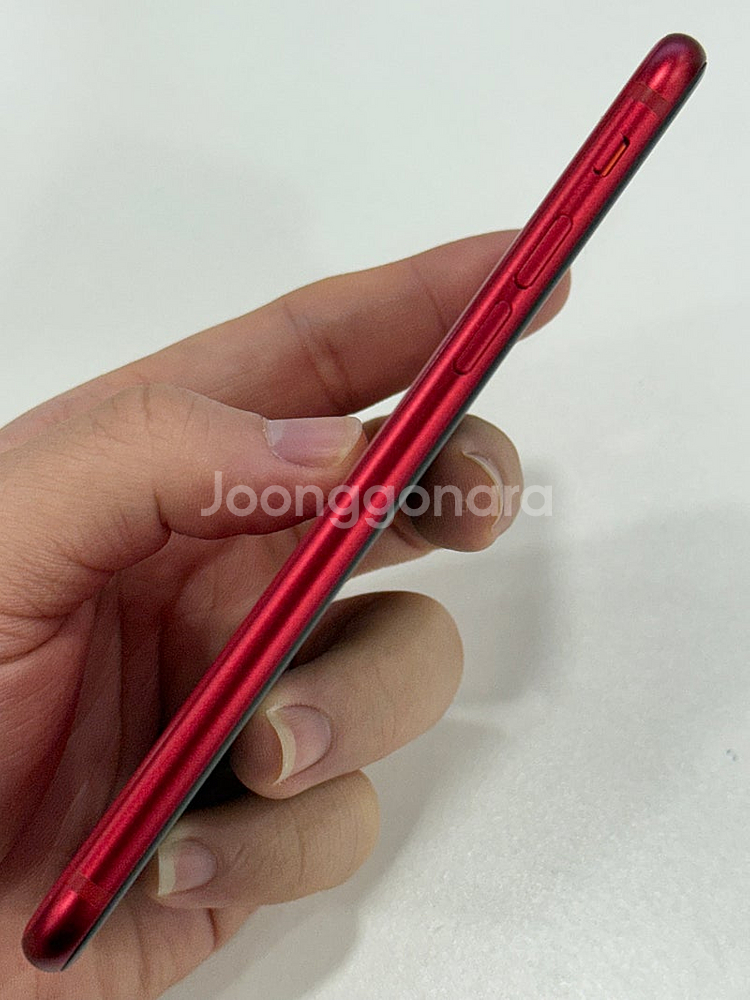 아이폰SE2 레드 256GB A급 20만원에 판매합니다!--3