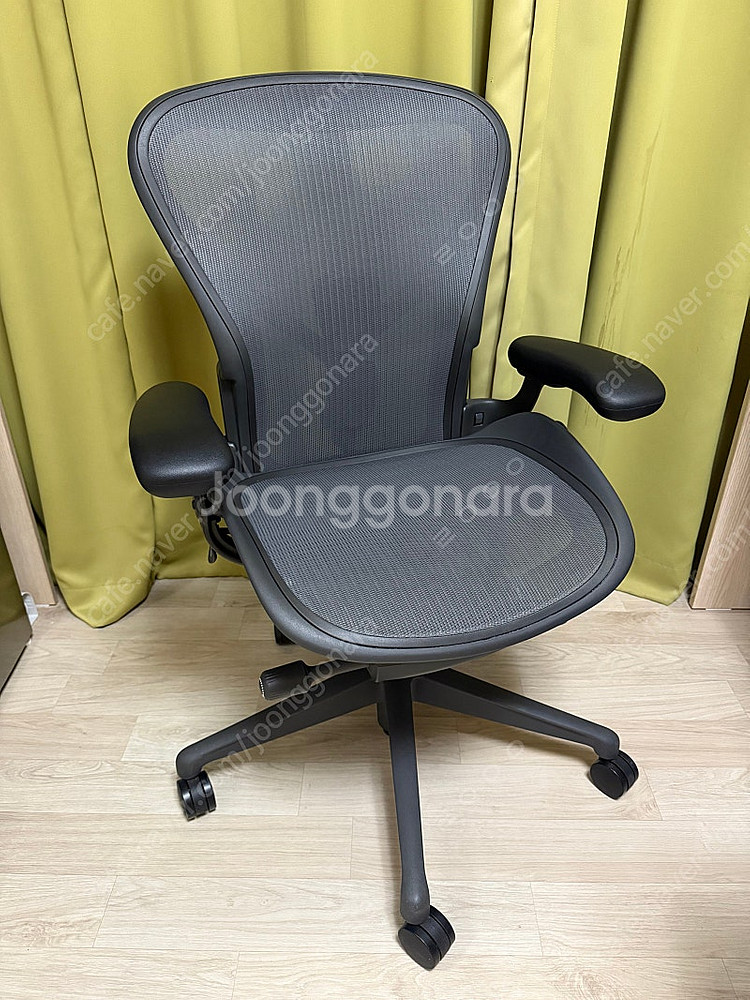 허먼밀러 뉴 에어론 라이트 플러스 B size--0