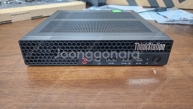Lenovo ThinkStation P3 Tiny--0