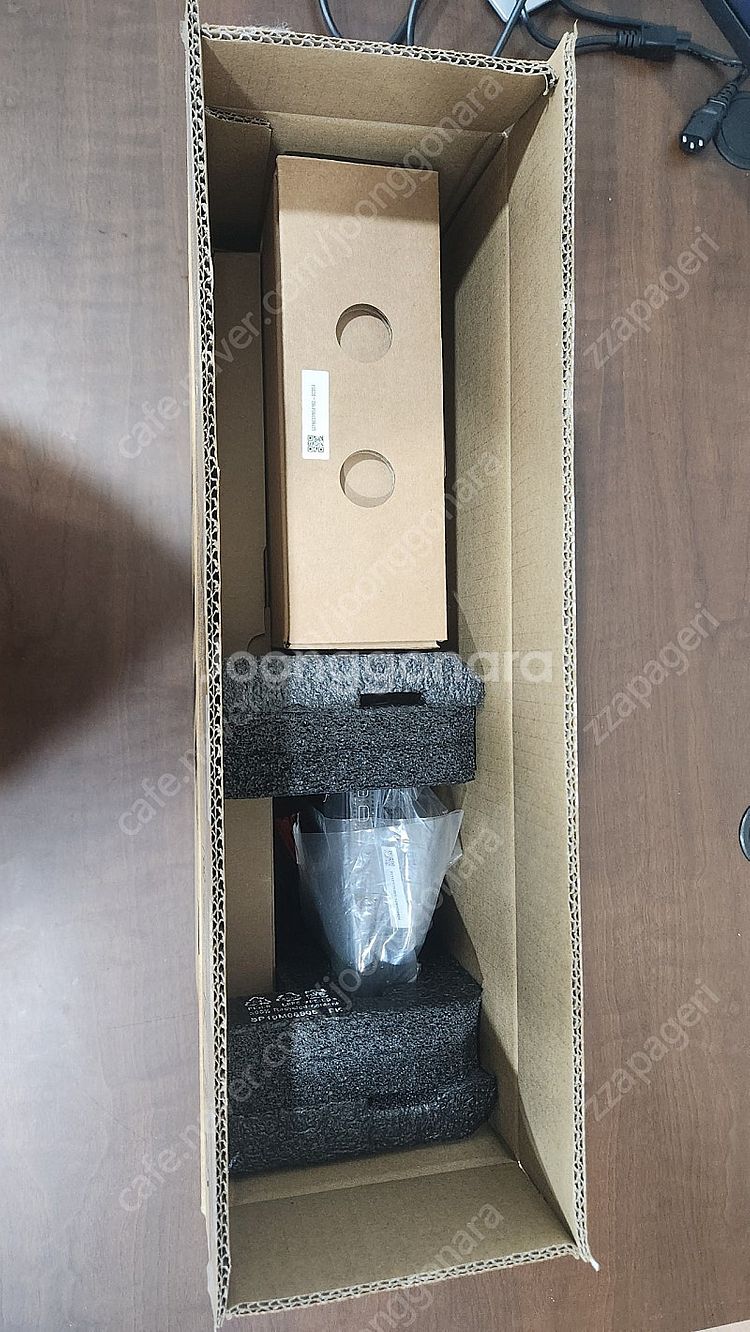 Lenovo ThinkStation P3 Tiny--9