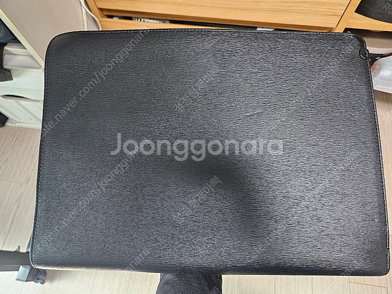 몽블랑 클러치 판매합니다--1