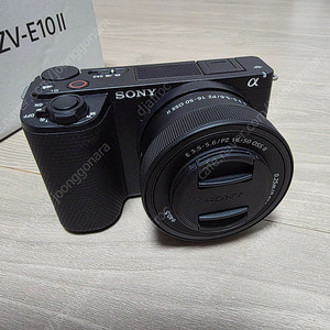 소니 zv-e10m2, e10 ii 렌즈킷 + 스몰리그 케이지 팝니다.