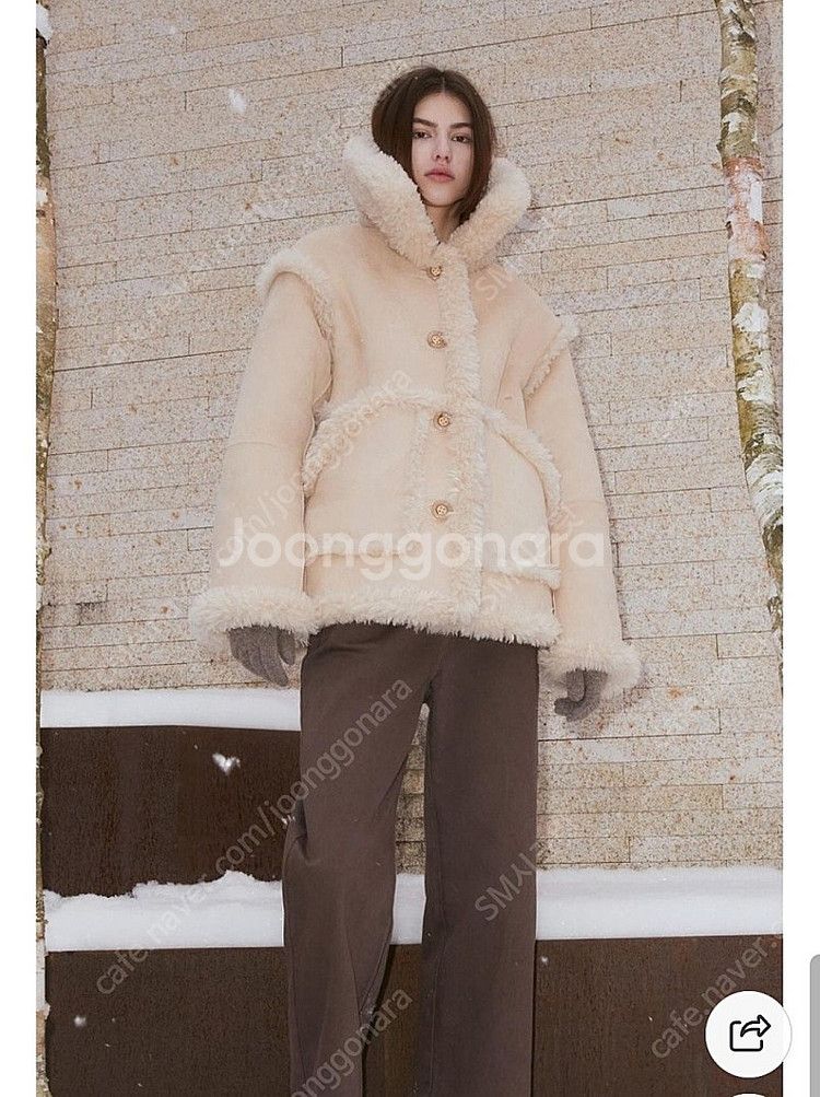 한섬 SJYP 리버시블 양면 무스탕 숏 코트/M--0